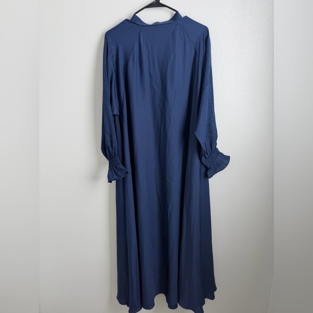 Blue Abaya with Rhinestone Sleeves & Zipper Front – Size 56 - Picture 5 of 6